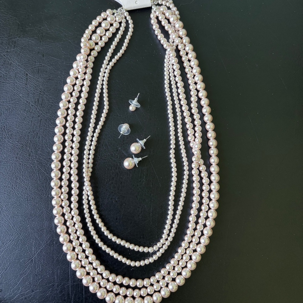 Kim Rogers Multi-Strand Pearl Necklace and Stud Earrings in Pale Pink/Champagne